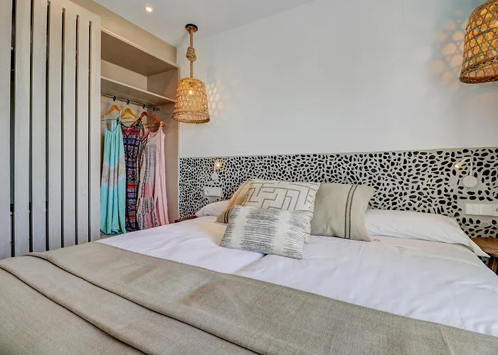 Hoposa Pollentia - Adults Only